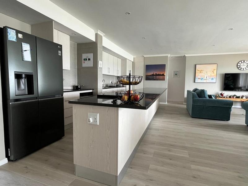 5 Bedroom Property for Sale in Kleinbaai Western Cape